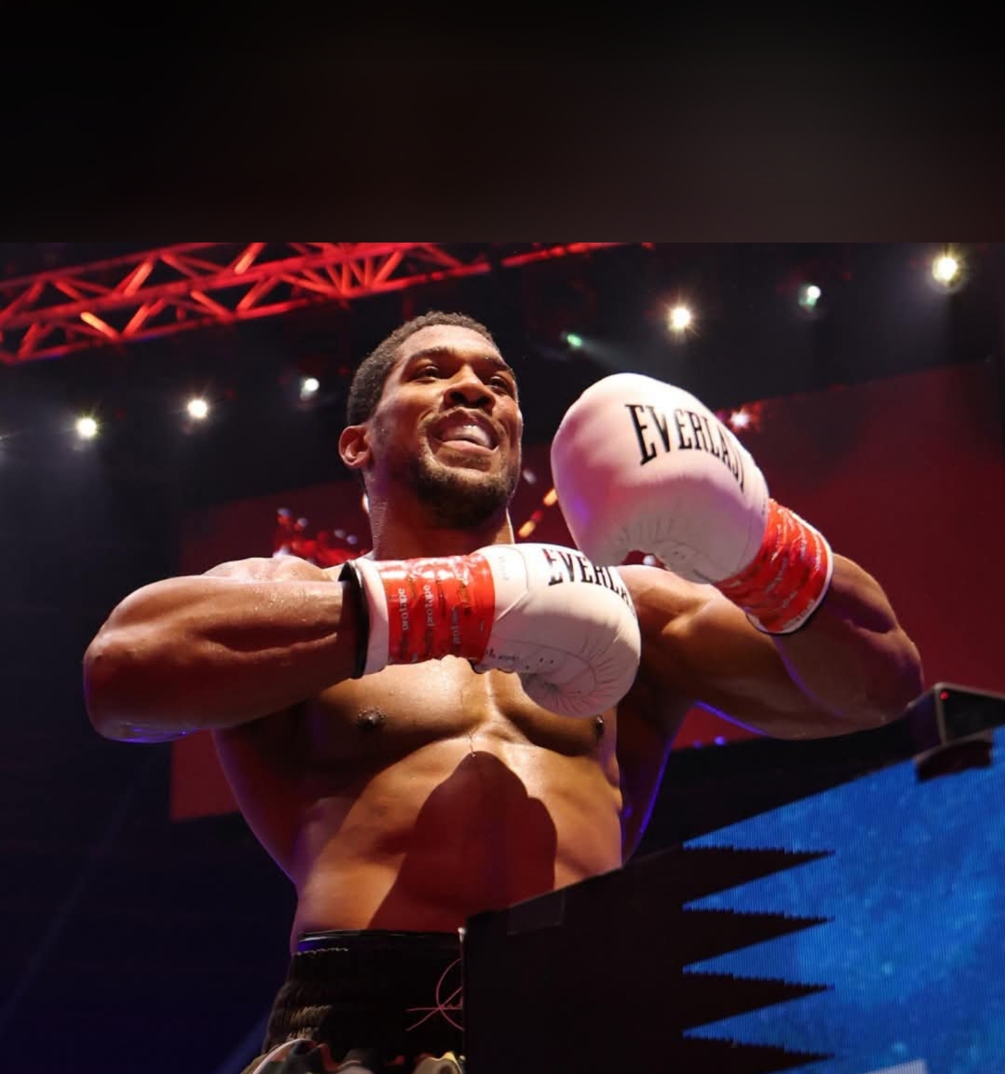 Joshua Survives Two Knockdowns to Stop Prenga in Dramatic Comeback